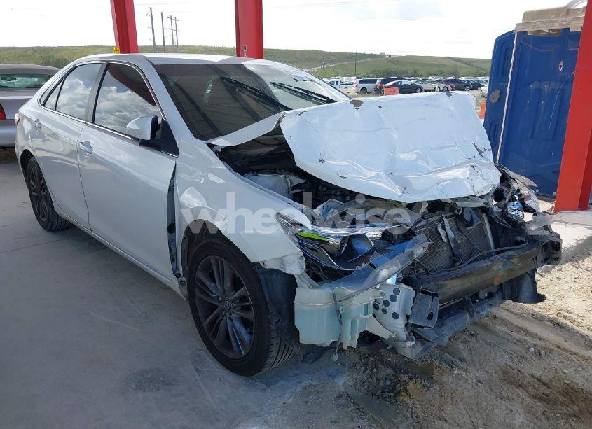 Photo 18 of 2015 Toyota Camry SE (VIN 4T1BF1FK8FU889634)