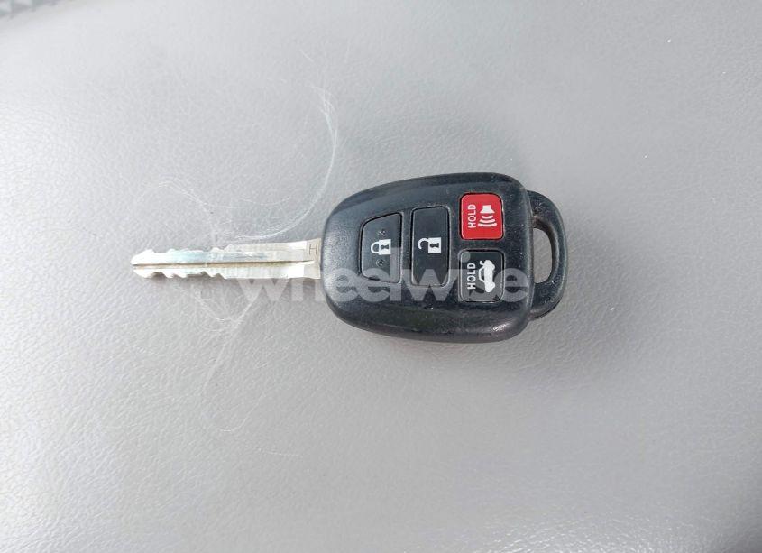 Photo 11 of 2015 Toyota Camry SE (VIN 4T1BF1FK8FU897216)