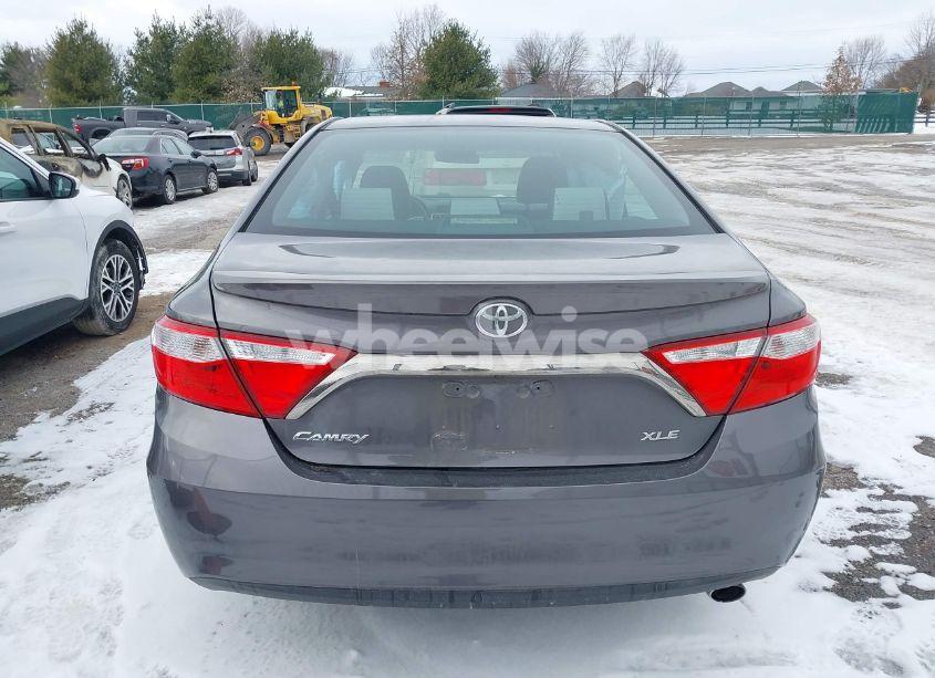 Photo 16 of 2015 Toyota Camry SE (VIN 4T1BF1FK8FU897216)