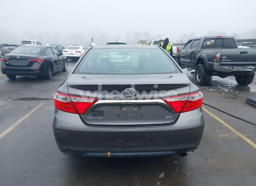 Photo 16 of 2015 Toyota Camry SE (VIN 4T1BF1FK8FU909381)