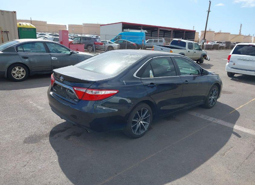 Photo 4 of 2015 Toyota Camry LE/XLE/SE/XSE (VIN 4T1BF1FK8FU922177)