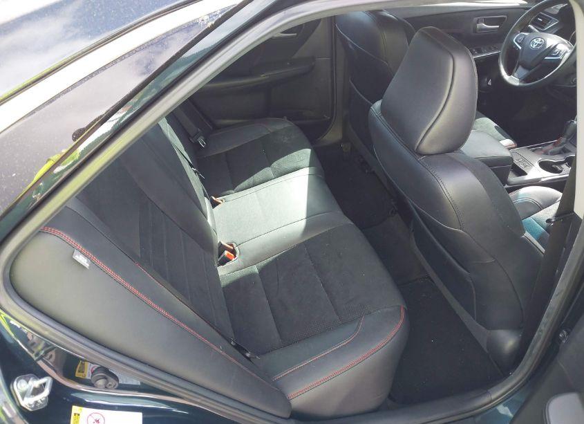 Photo 8 of 2015 Toyota Camry LE/XLE/SE/XSE (VIN 4T1BF1FK8FU922177)