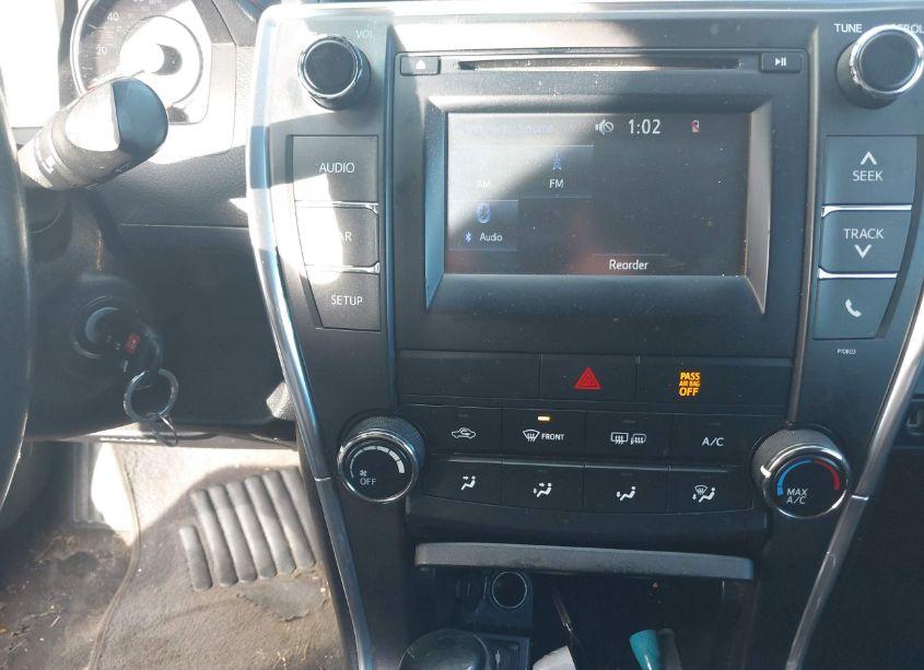 Photo 11 of 2015 Toyota Camry SE (VIN 4T1BF1FK8FU930442)