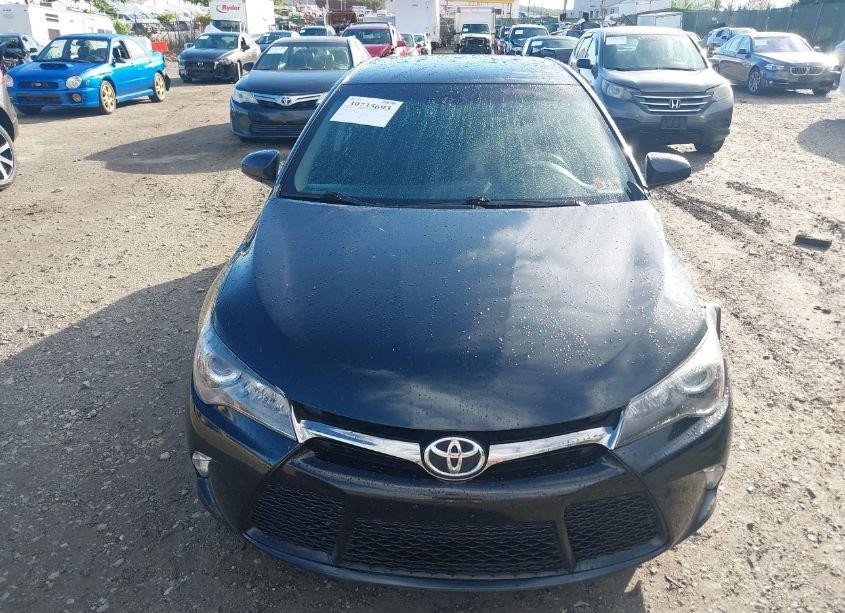 Photo 12 of 2015 Toyota Camry SE (VIN 4T1BF1FK8FU930442)