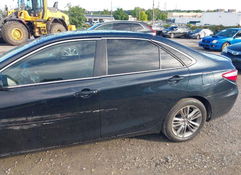 Photo 19 of 2015 Toyota Camry SE (VIN 4T1BF1FK8FU930442)