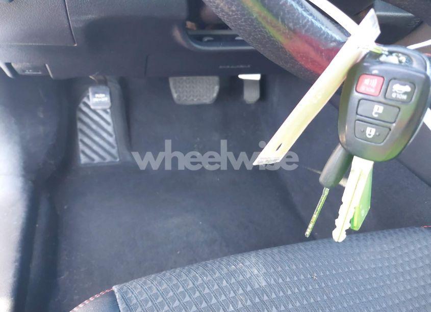 Photo 11 of 2015 Toyota Camry SE (VIN 4T1BF1FK8FU947192)