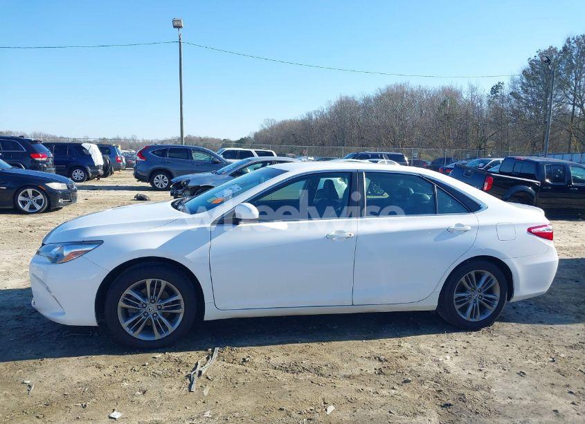 Photo 14 of 2015 Toyota Camry SE (VIN 4T1BF1FK8FU947192)