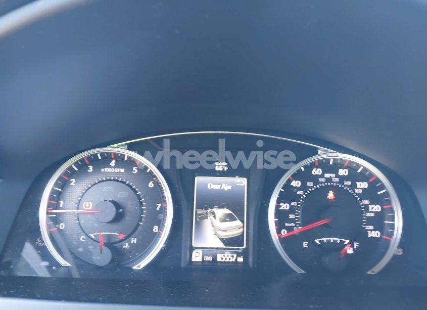 Photo 7 of 2015 Toyota Camry SE (VIN 4T1BF1FK8FU947192)