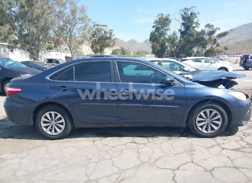 Photo 13 of 2015 Toyota Camry LE (VIN 4T1BF1FK8FU954286)