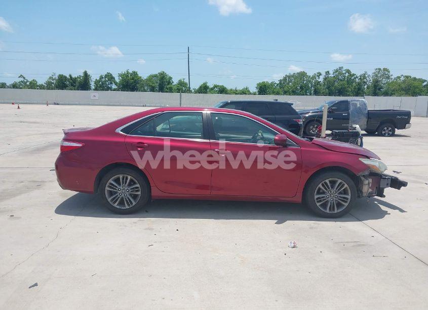 Photo 13 of 2015 Toyota Camry SE (VIN 4T1BF1FK8FU965823)