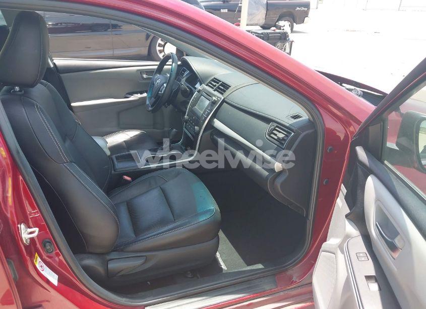 Photo 5 of 2015 Toyota Camry SE (VIN 4T1BF1FK8FU965823)