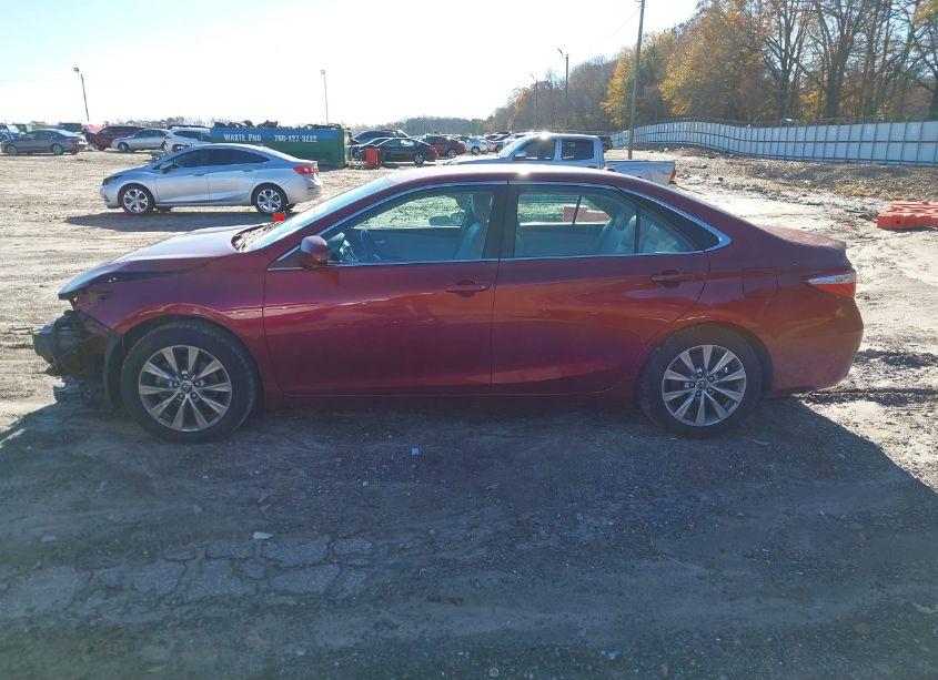 Photo 15 of 2015 Toyota Camry XLE (VIN 4T1BF1FK8FU972903)