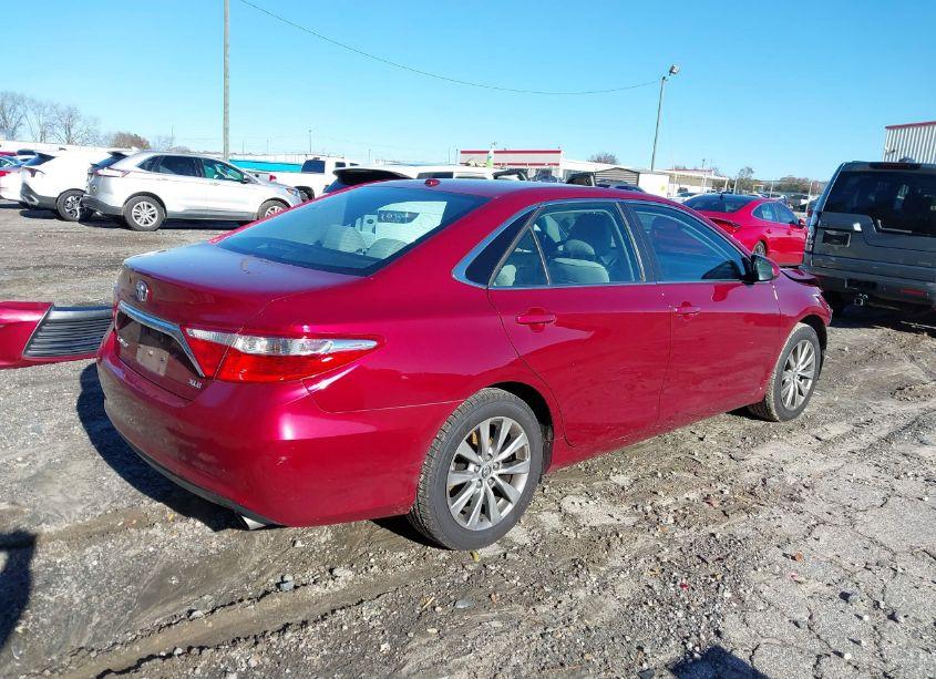 Photo 4 of 2015 Toyota Camry XLE (VIN 4T1BF1FK8FU972903)