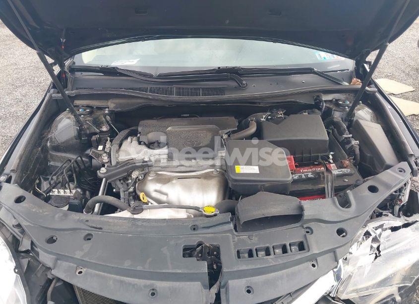 Photo 10 of 2015 Toyota Camry XLE (VIN 4T1BF1FK8FU973825)