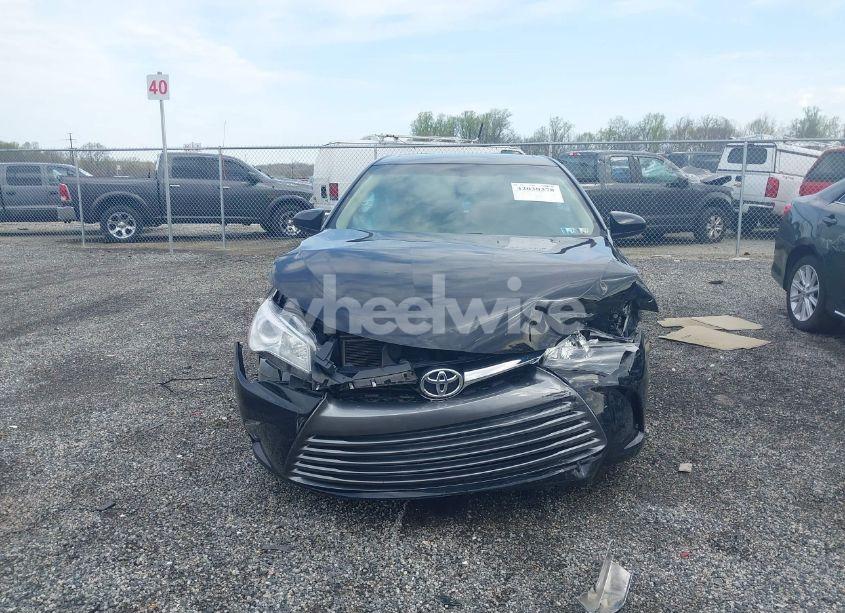 Photo 12 of 2015 Toyota Camry XLE (VIN 4T1BF1FK8FU973825)