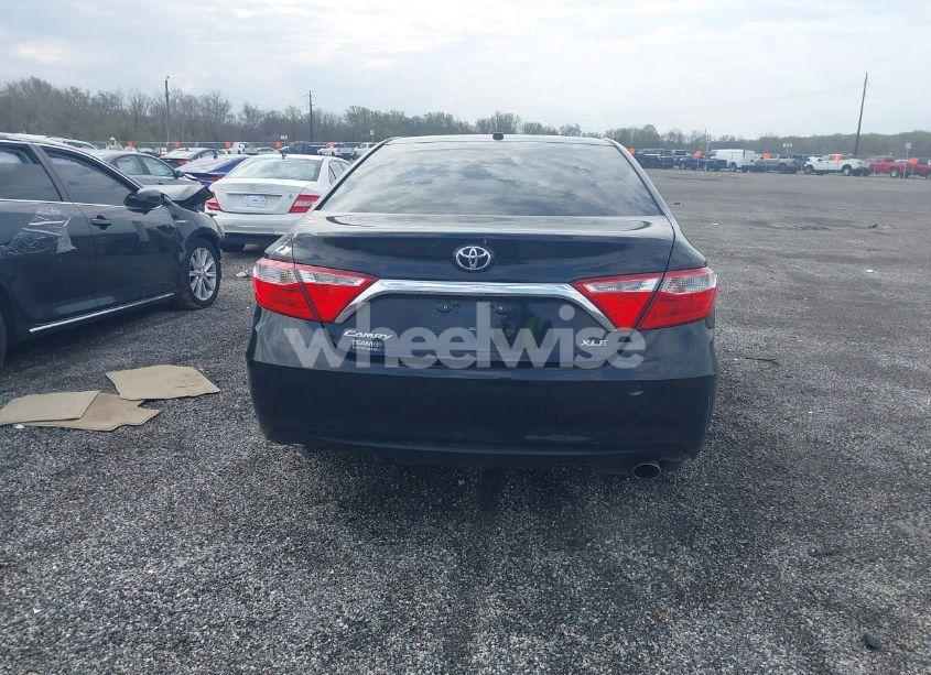 Photo 16 of 2015 Toyota Camry XLE (VIN 4T1BF1FK8FU973825)