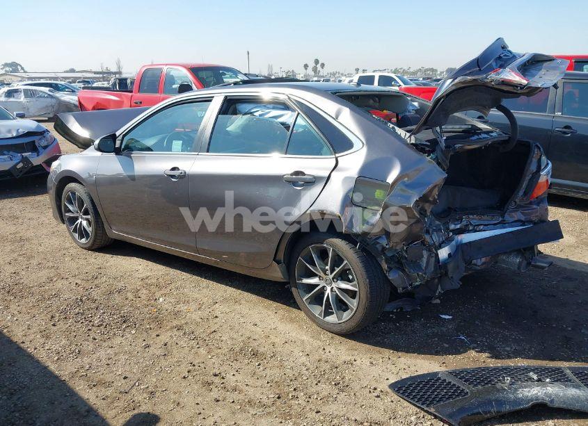 Photo 3 of 2015 Toyota Camry XSE (VIN 4T1BF1FK8FU986932)