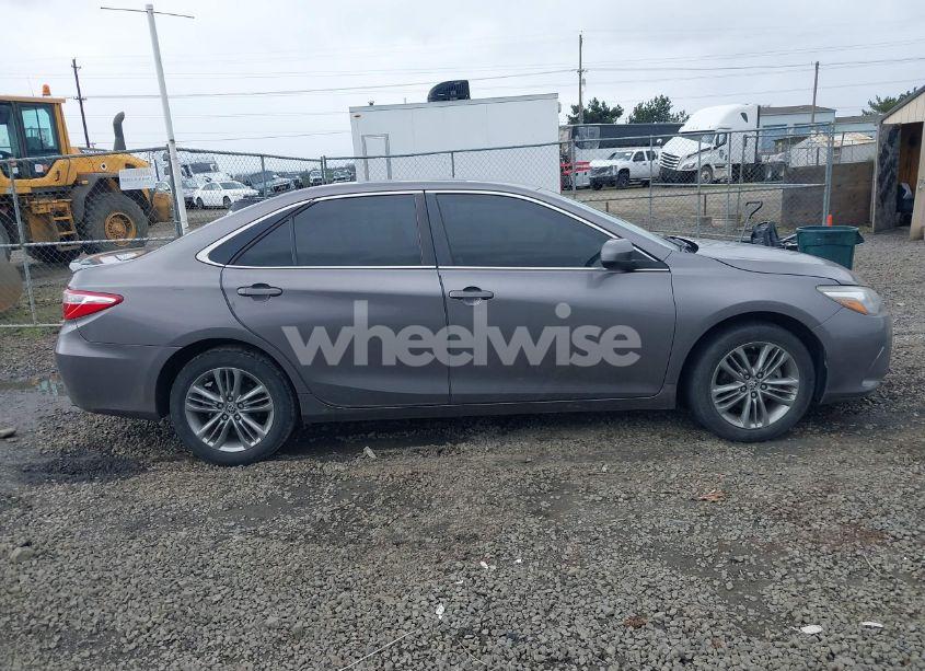 Photo 13 of 2015 Toyota Camry SE (VIN 4T1BF1FK8FU997395)