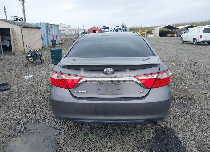 Photo 16 of 2015 Toyota Camry SE (VIN 4T1BF1FK8FU997395)