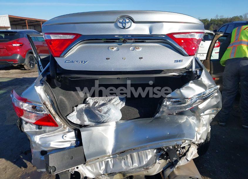 Photo 18 of 2016 Toyota Camry SE (VIN 4T1BF1FK8GU127258)