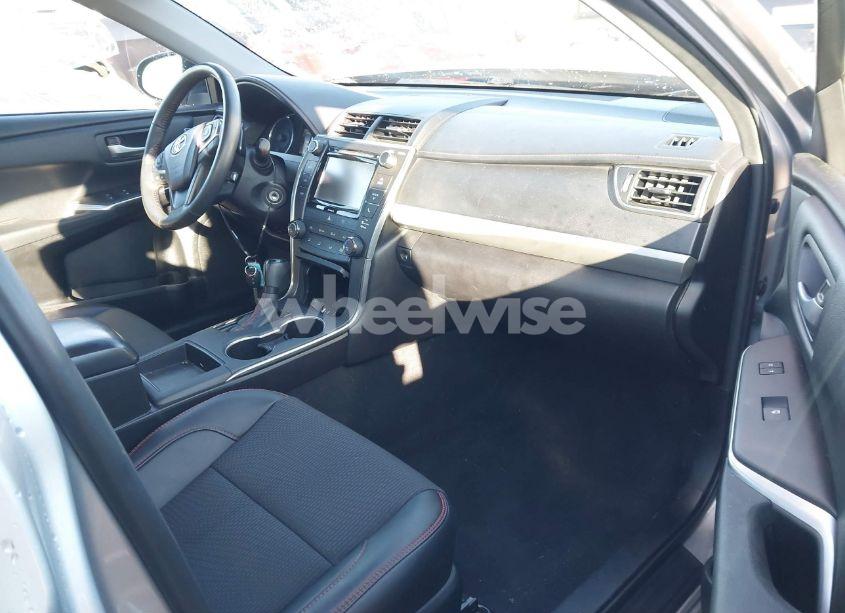 Photo 5 of 2016 Toyota Camry SE (VIN 4T1BF1FK8GU127258)