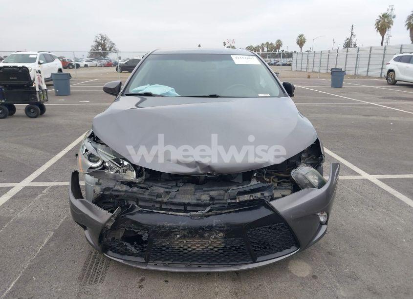 Photo 12 of 2016 Toyota Camry SE (VIN 4T1BF1FK8GU147932)