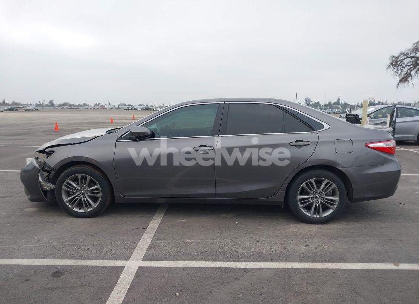 Photo 14 of 2016 Toyota Camry SE (VIN 4T1BF1FK8GU147932)