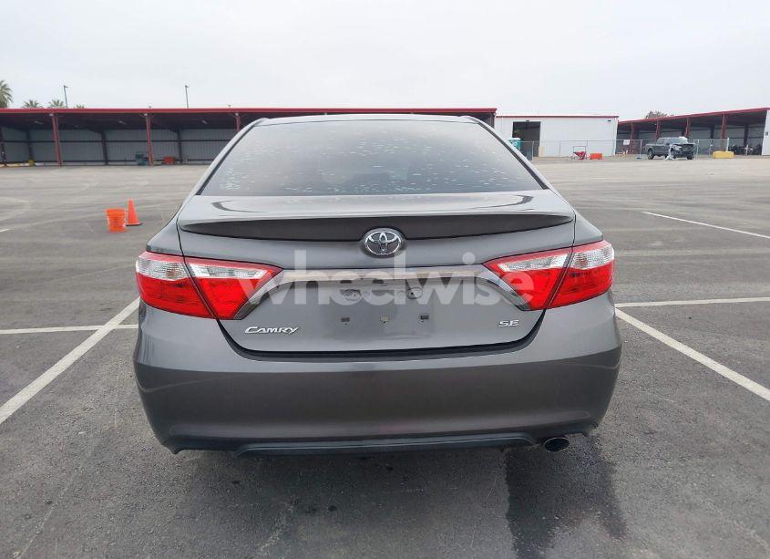 Photo 16 of 2016 Toyota Camry SE (VIN 4T1BF1FK8GU147932)