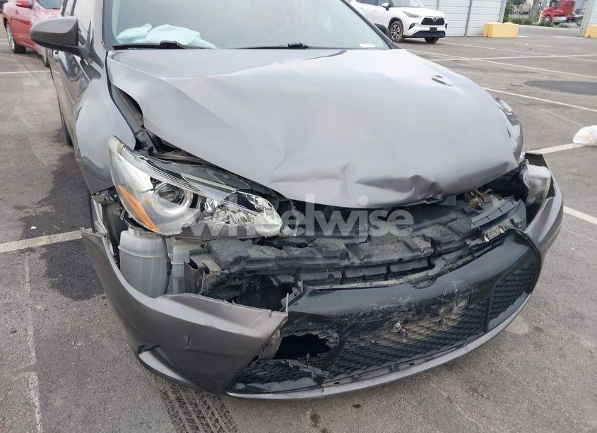 Photo 6 of 2016 Toyota Camry SE (VIN 4T1BF1FK8GU147932)