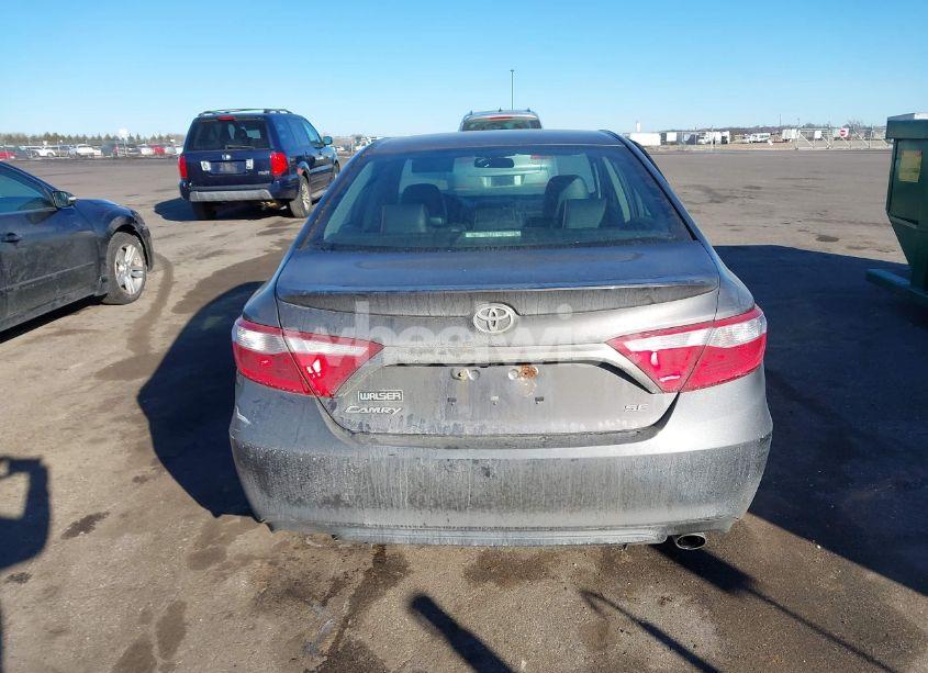 Photo 16 of 2016 Toyota Camry SE (VIN 4T1BF1FK8GU161216)