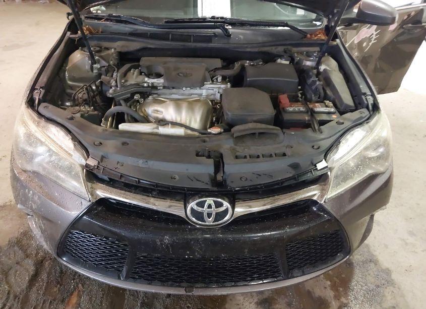 Photo 10 of 2016 Toyota Camry SE (VIN 4T1BF1FK8GU184351)