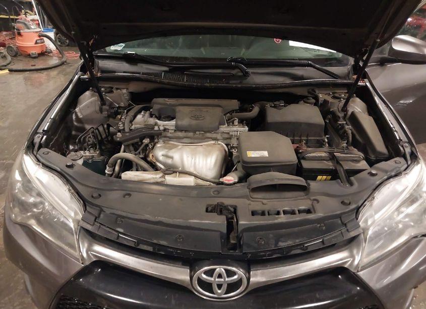 Photo 10 of 2016 Toyota Camry SE (VIN 4T1BF1FK8GU197102)