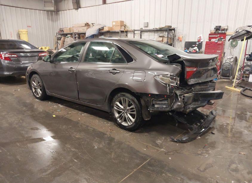 Photo 3 of 2016 Toyota Camry SE (VIN 4T1BF1FK8GU197102)