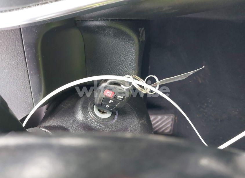 Photo 11 of 2016 Toyota Camry SE (VIN 4T1BF1FK8GU217929)