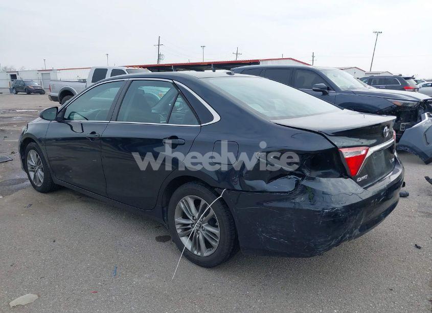 Photo 3 of 2016 Toyota Camry SE (VIN 4T1BF1FK8GU217929)