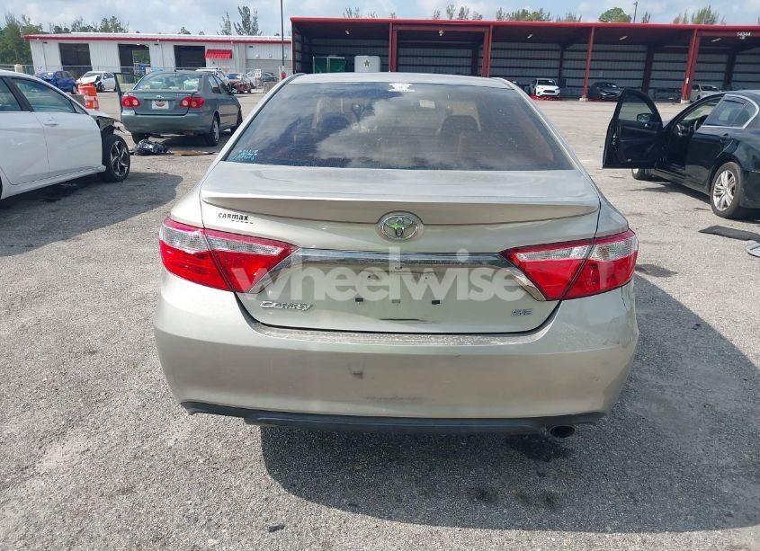 Photo 16 of 2016 Toyota Camry SE (VIN 4T1BF1FK8GU220863)