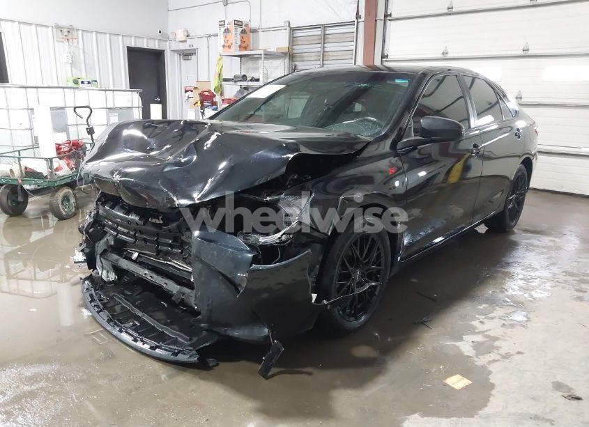 Photo 2 of 2016 Toyota Camry SE (VIN 4T1BF1FK8GU225013)