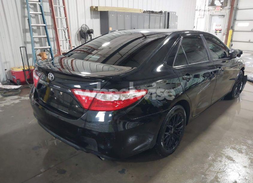 Photo 4 of 2016 Toyota Camry SE (VIN 4T1BF1FK8GU225013)