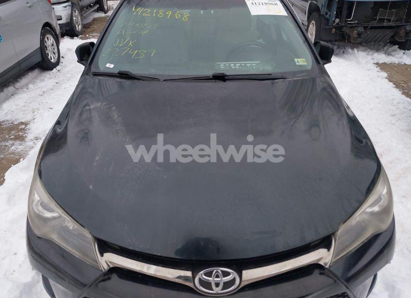 Photo 10 of 2016 Toyota Camry SE (VIN 4T1BF1FK8GU227439)