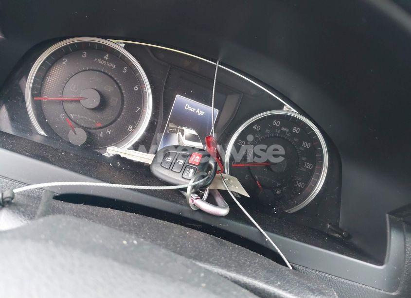 Photo 11 of 2016 Toyota Camry SE (VIN 4T1BF1FK8GU232124)