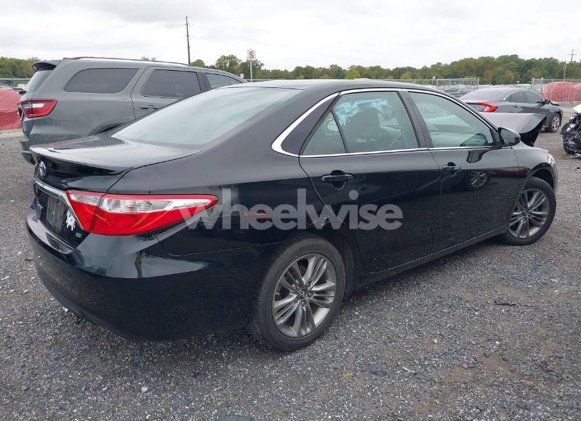 Photo 4 of 2016 Toyota Camry SE (VIN 4T1BF1FK8GU232124)