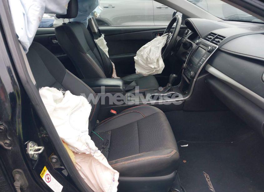 Photo 5 of 2016 Toyota Camry SE (VIN 4T1BF1FK8GU232124)