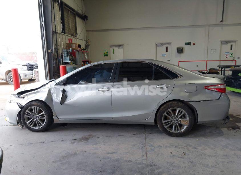 Photo 15 of 2016 Toyota Camry SE (VIN 4T1BF1FK8GU242264)