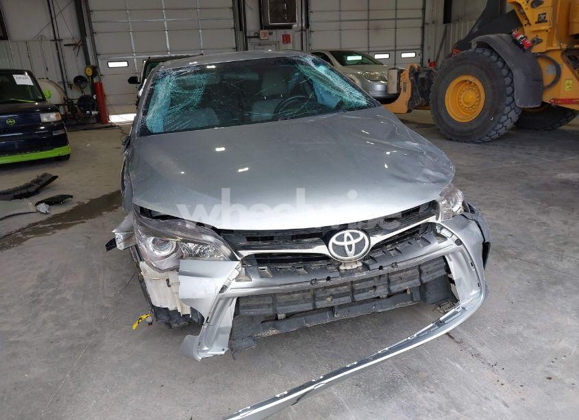 Photo 6 of 2016 Toyota Camry SE (VIN 4T1BF1FK8GU242264)