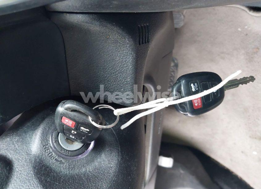 Photo 11 of 2016 Toyota Camry SE (VIN 4T1BF1FK8GU245424)