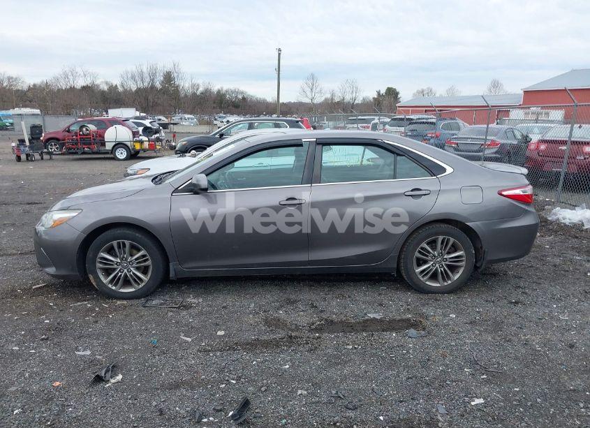 Photo 14 of 2016 Toyota Camry SE (VIN 4T1BF1FK8GU245424)