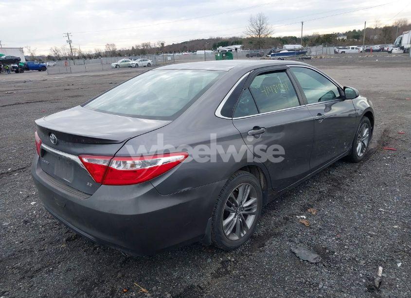 Photo 4 of 2016 Toyota Camry SE (VIN 4T1BF1FK8GU245424)