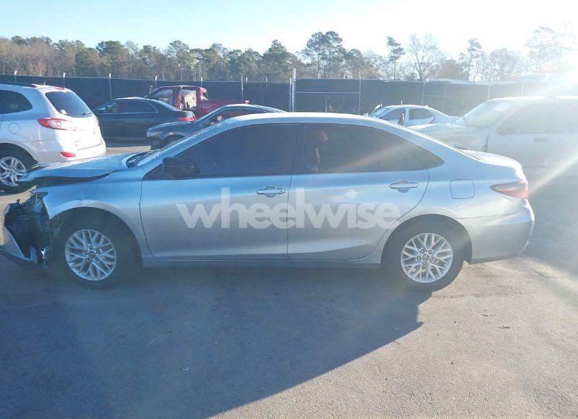 Photo 14 of 2016 Toyota Camry LE (VIN 4T1BF1FK8GU245892)