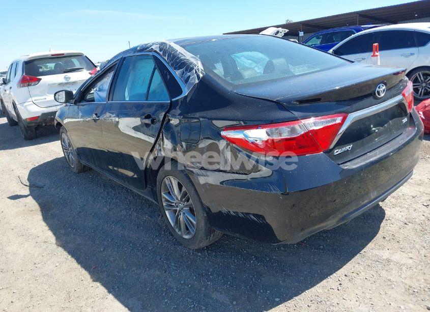 Photo 3 of 2016 Toyota Camry SE (VIN 4T1BF1FK8GU257671)
