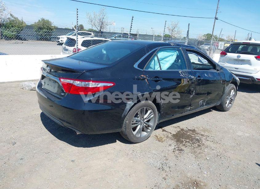 Photo 4 of 2016 Toyota Camry SE (VIN 4T1BF1FK8GU257671)